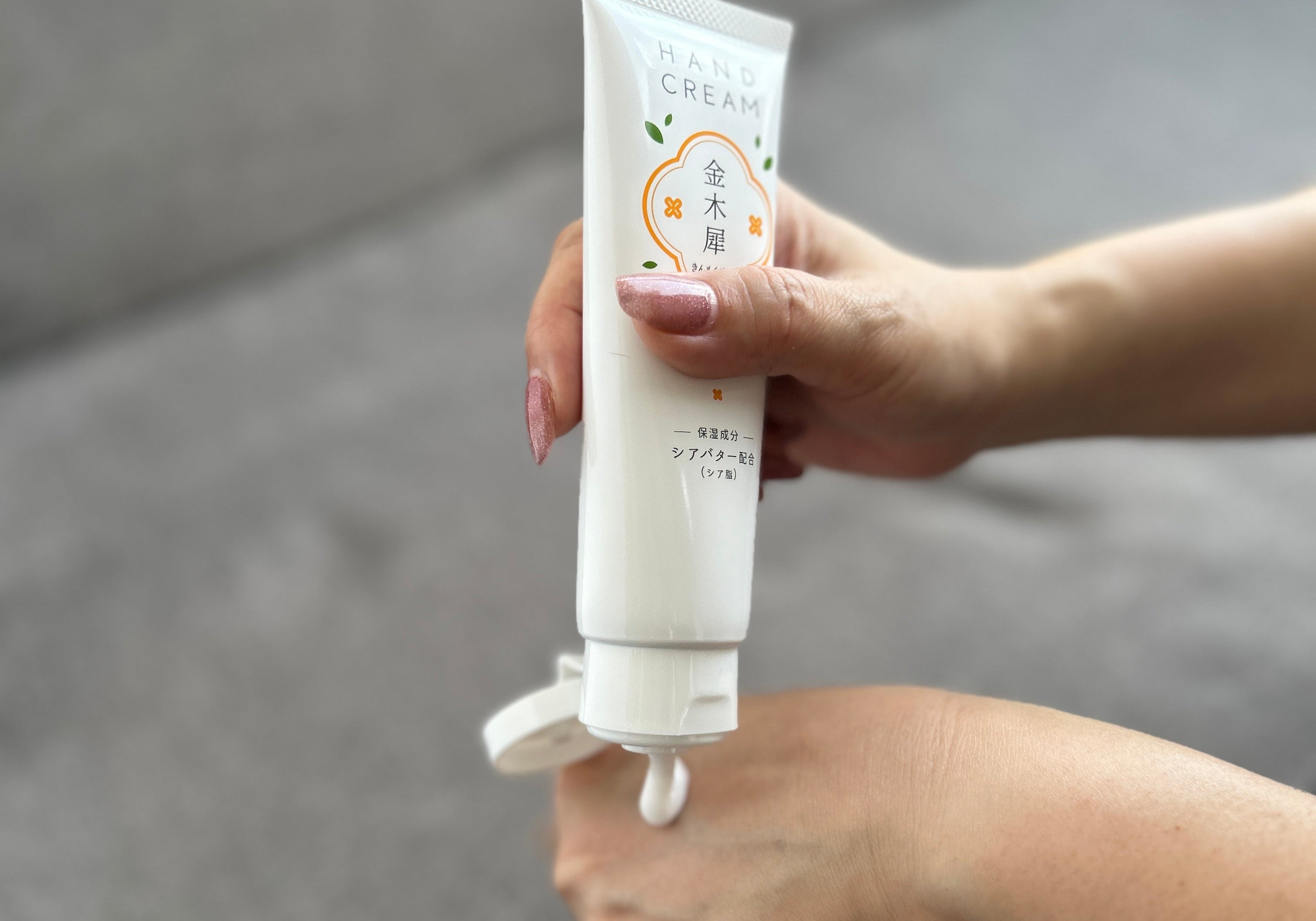 毎日のスキンケア習慣にハンドクリームを